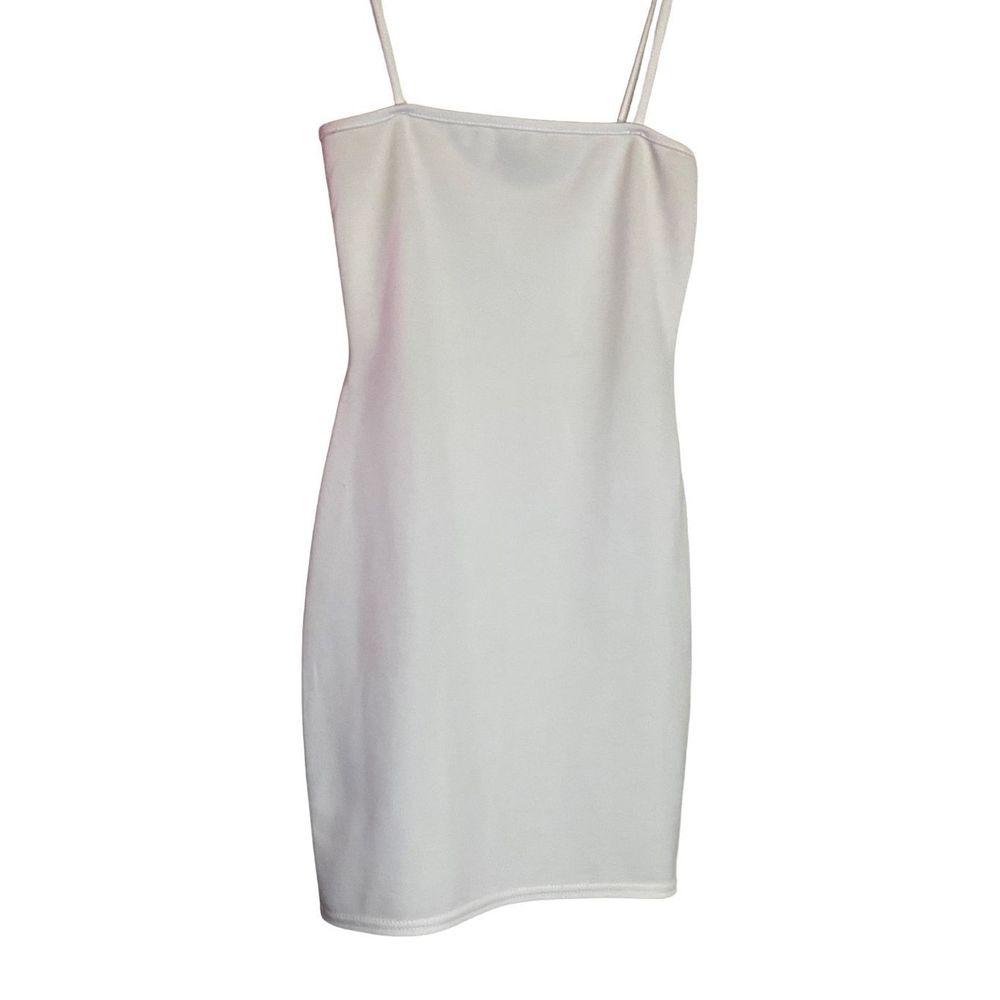Pretty Little Thing White Bodycon Dress - Picture 8 of 13